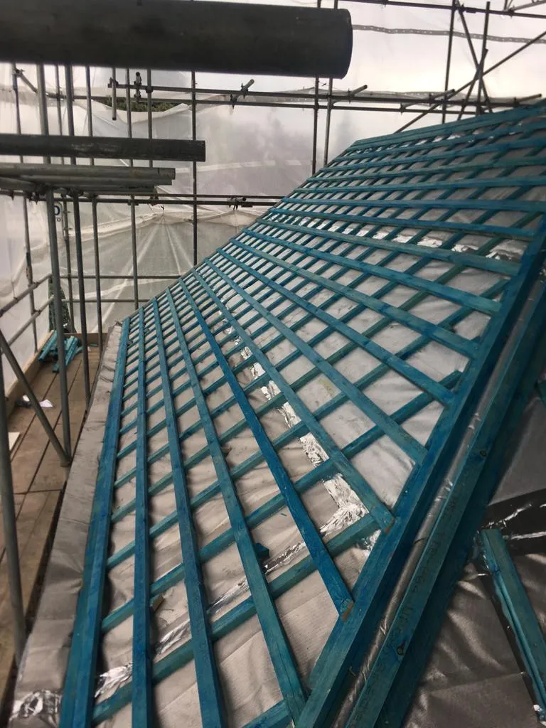 roof hatching